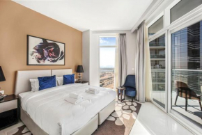Tranquil Studio with Golf View
